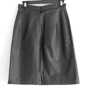 1980’s Vintage Black Leather High-Waisted Midi Pencil Skirt by Comint